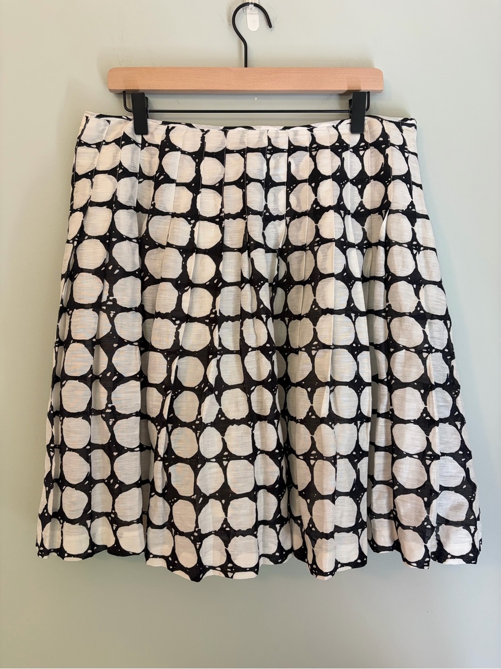 David Meister Linen Blend Pleated Skirt Size 12 Black & White Circle Print Skirt
